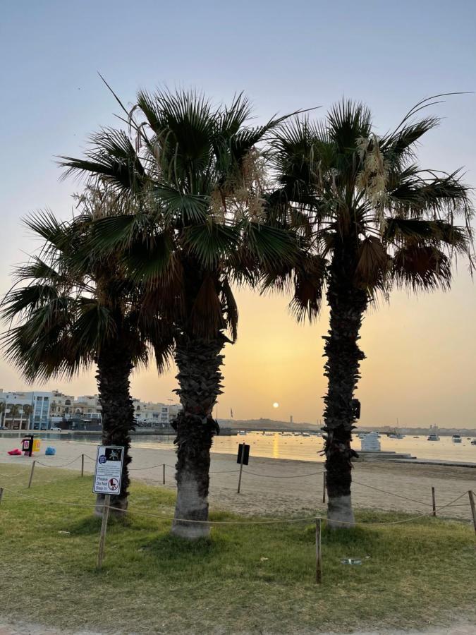 Sunrise Apt Near Beach Smarttv & Netflix Birżebbuġa Zewnętrze zdjęcie